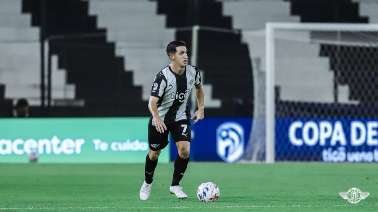 Sportivo Trinidense supera a Libertad por la mínima y consagra a Olimpia como solitario líder