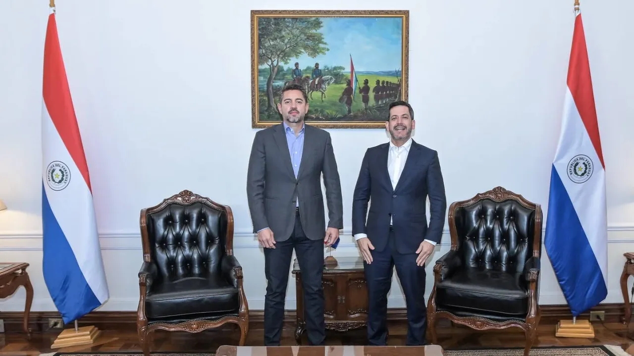 Pedro Alliana y Raúl Latorre en la sede de la Vicepresidencia