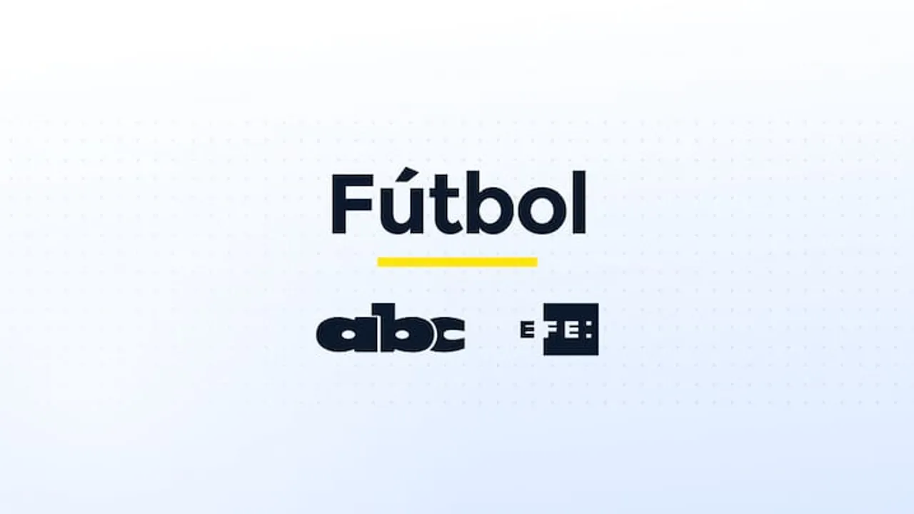 Placa informativa blanca con la palabra Fútbol y los logotipos de ABC y EFE en tonos oscuros.