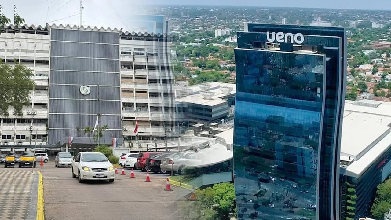 Composición que muestra la fachada del hospital del IPS y la torre corporativa de la entidad bancaria Ueno