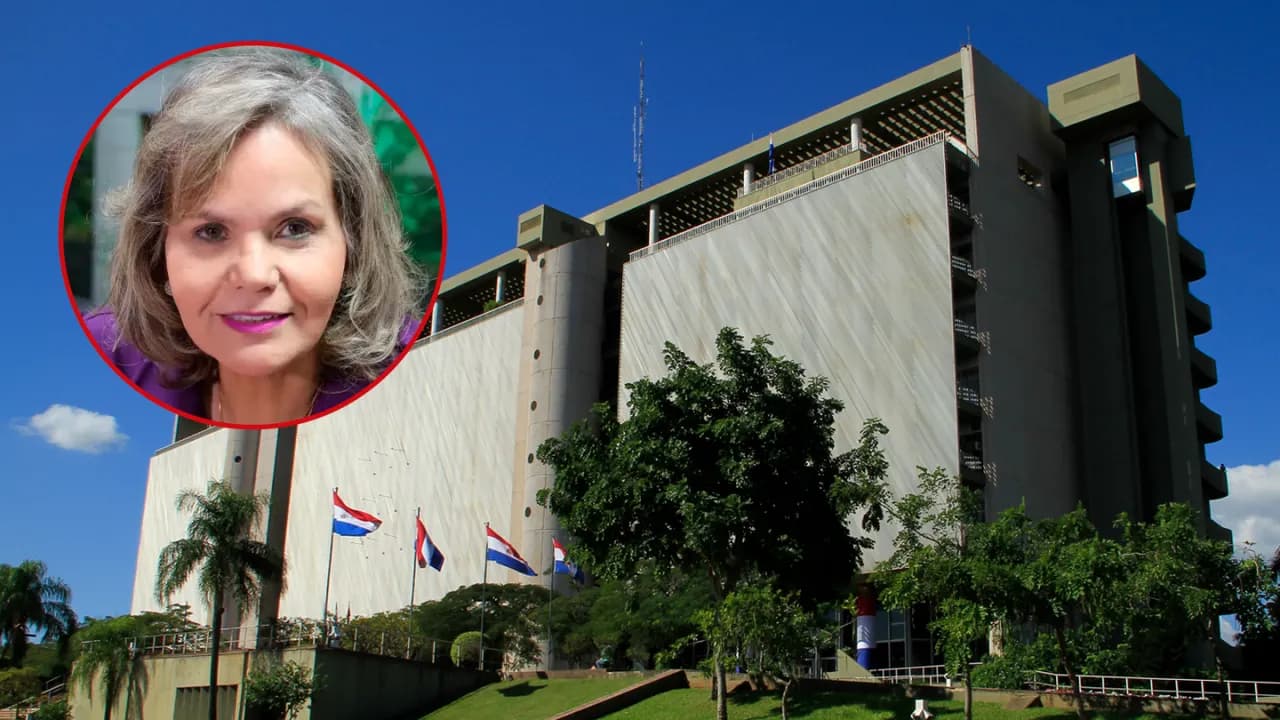 Edificio del Banco Central del Paraguay bajo cielo despejado con retrato de la senadora Lilian Samaniego superpuesto