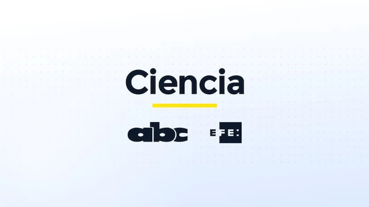 Placa con fondo blanco y degradé azul claro que exhibe la palabra Ciencia junto a logos institucionales.