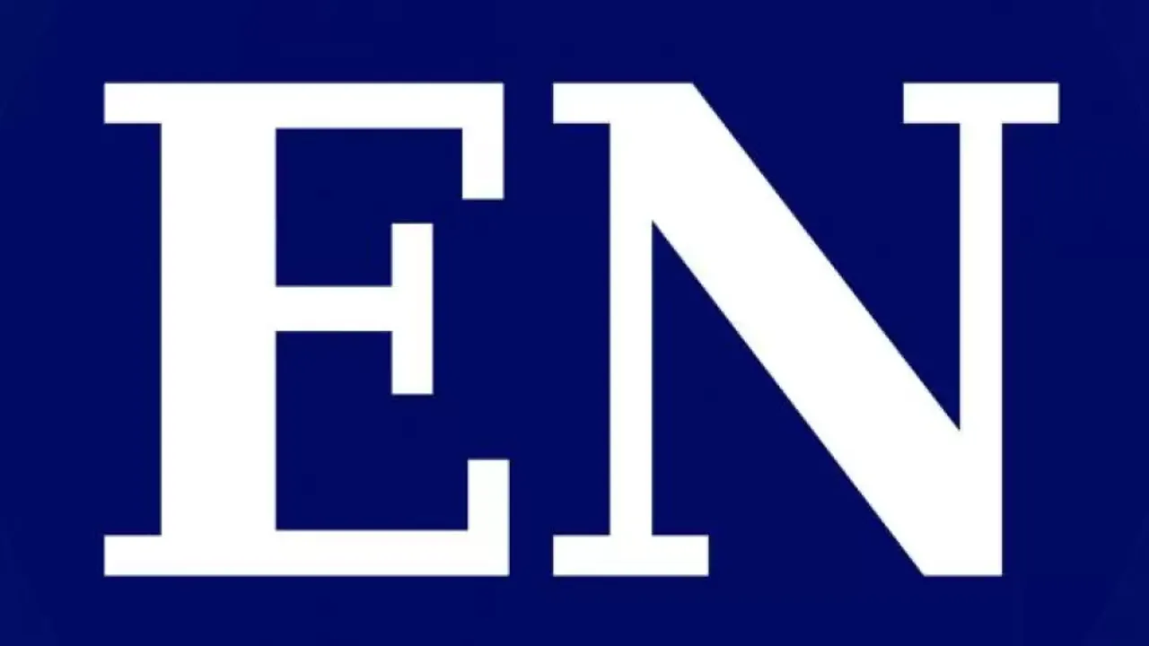 Letras mayúsculas EN de color blanco sobre un fondo azul intenso correspondiente a un logotipo.